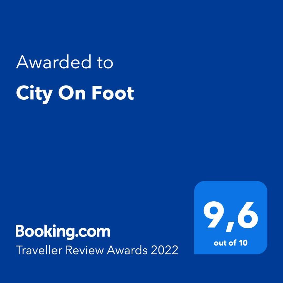 City On Foot Вроцлав Екстериор снимка