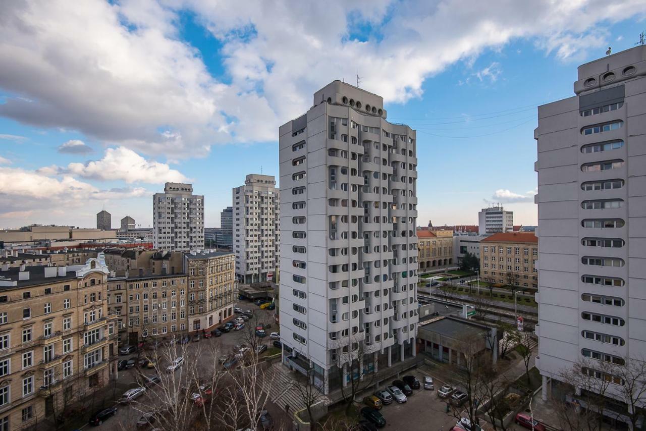 City On Foot Вроцлав Екстериор снимка